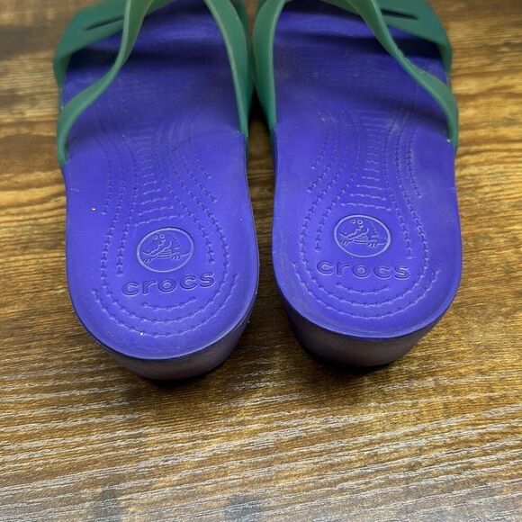 CROCS Patricia Women’s 10 Purple Green Slip on Sandals Shoes - Picture 6 of 8